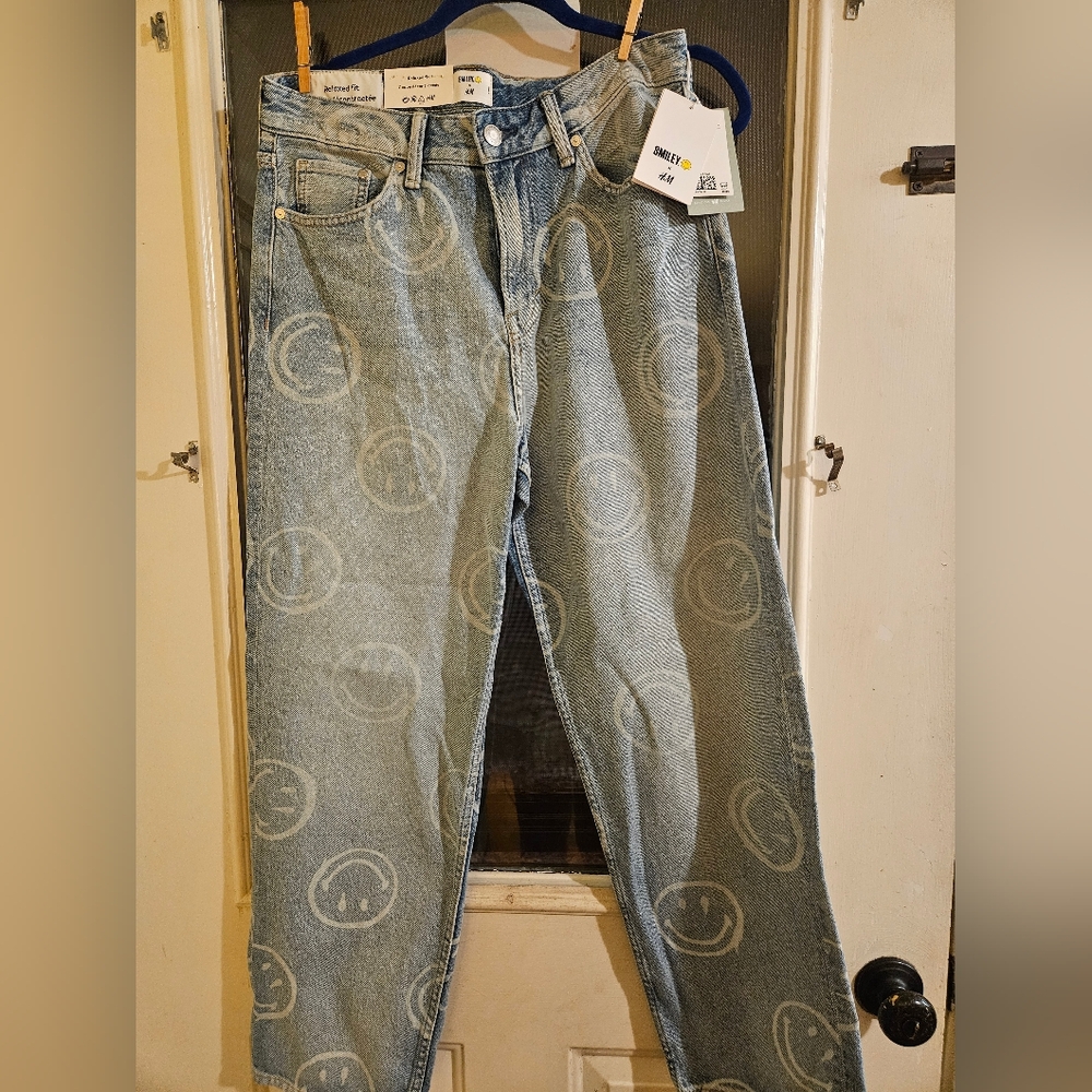 Smiley- H.M. New relaxed fit  Original Smiley Jeans size 30